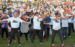 200,000 students by 2020